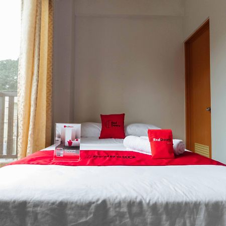 Hotel Reddoorz Near Naia Terminal 1 à Paranaque City Extérieur photo