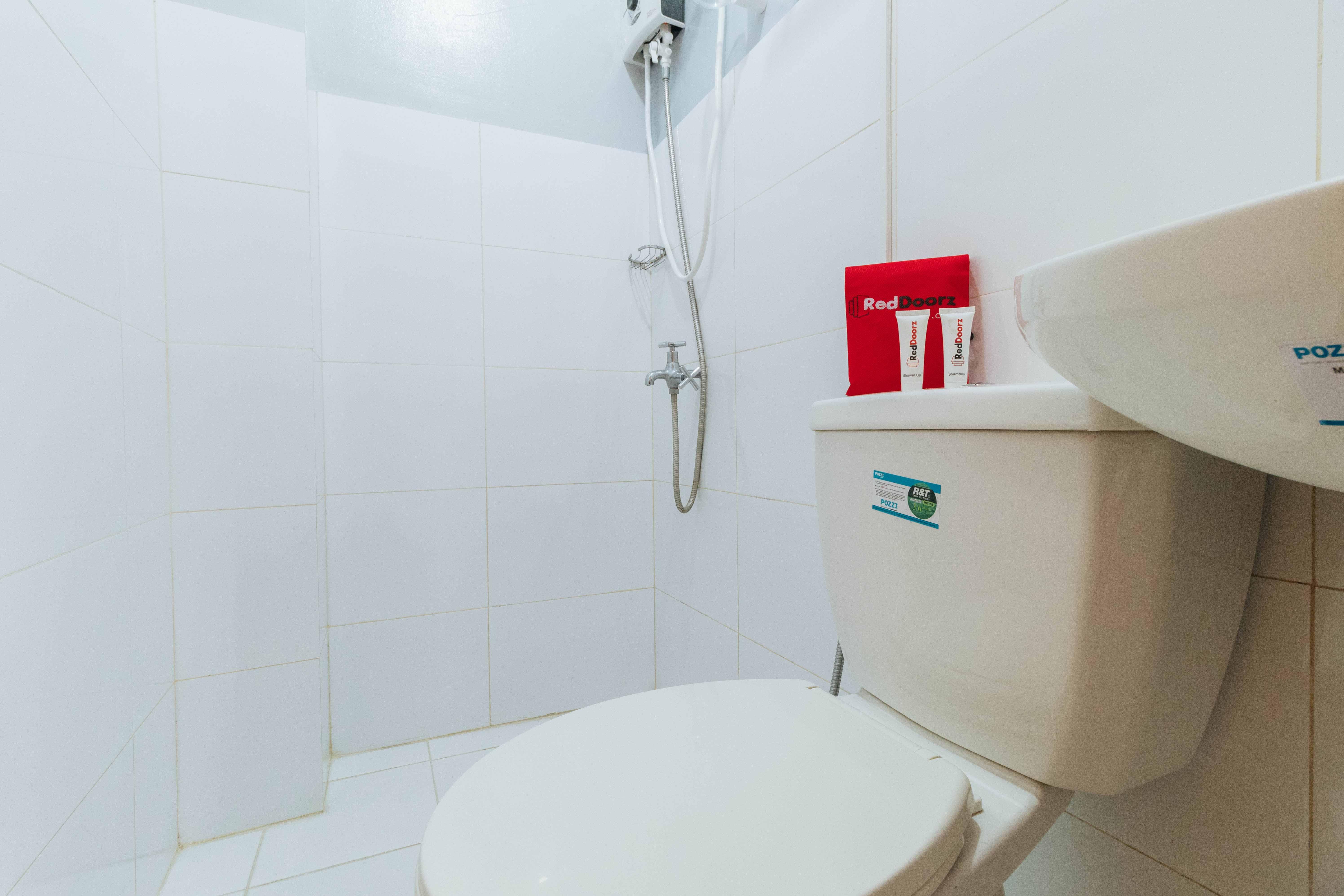 Hotel Reddoorz Near Naia Terminal 1 à Paranaque City Extérieur photo