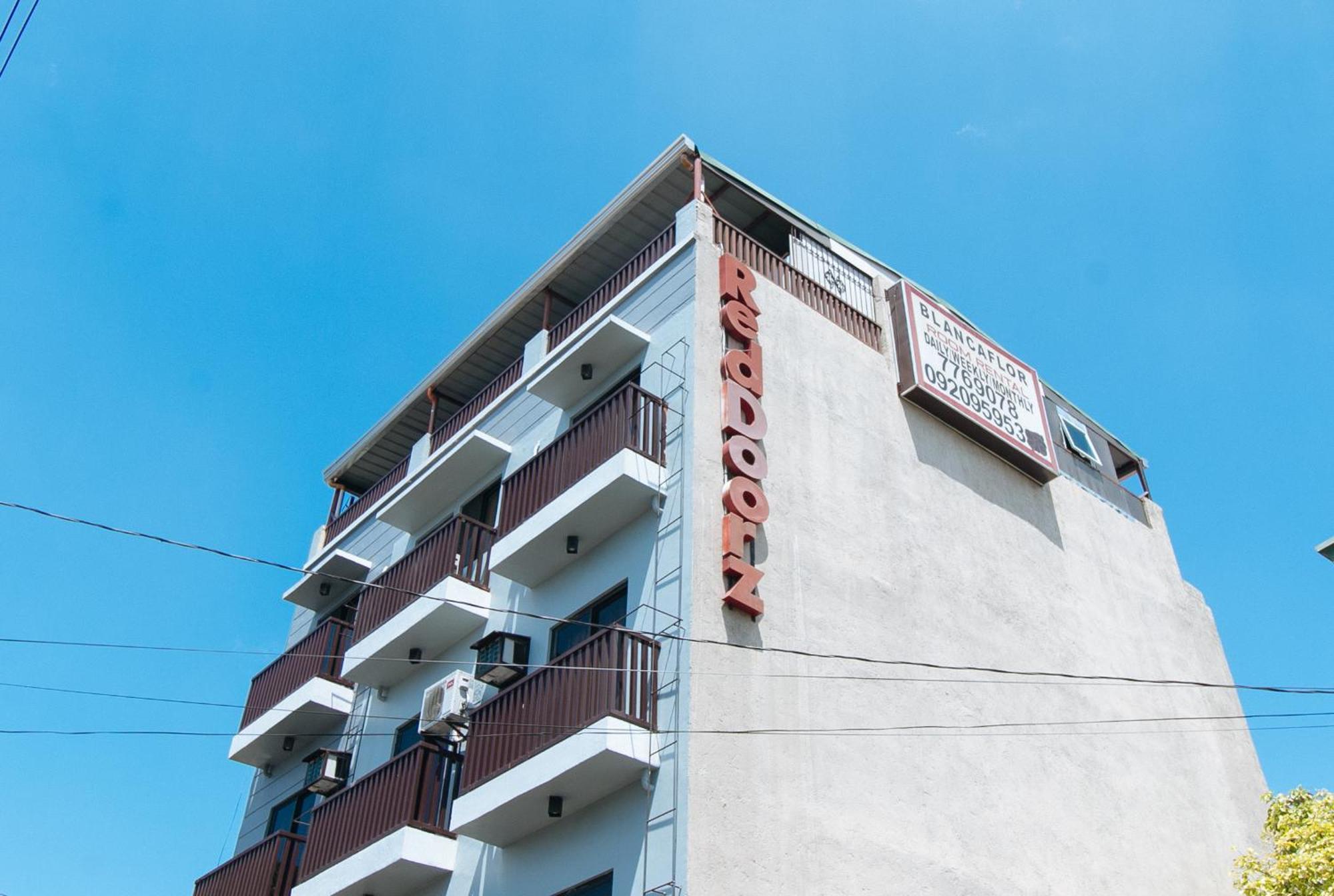 Hotel Reddoorz Near Naia Terminal 1 à Paranaque City Extérieur photo